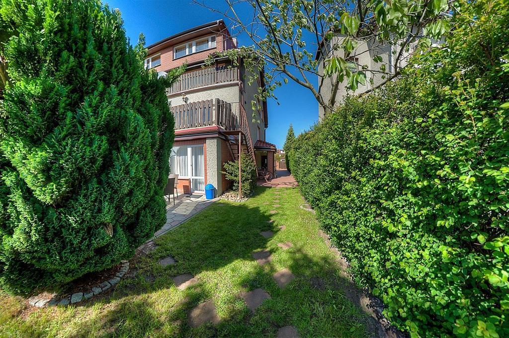 Ferienwohnung Dom Wczasowy Amigo Kolberg Exterior foto